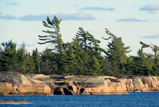 05-Henvey_Inlet_First_Nation_Shoreline.jpg